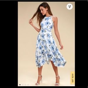 Lulus Zaharia Blue and White Floral Print Midi Dress